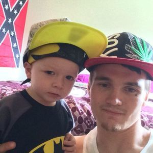 Meet your Posher, Dustin